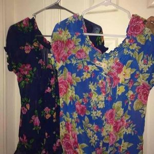 Hollister blouse size large tropical